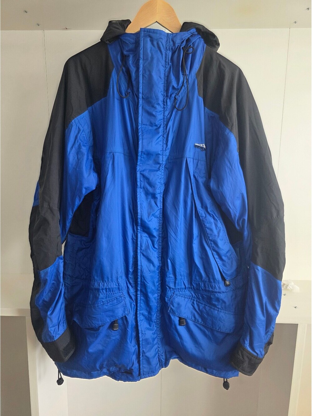 White Sierra Blue and Black Waterproof Windbreaker size XL